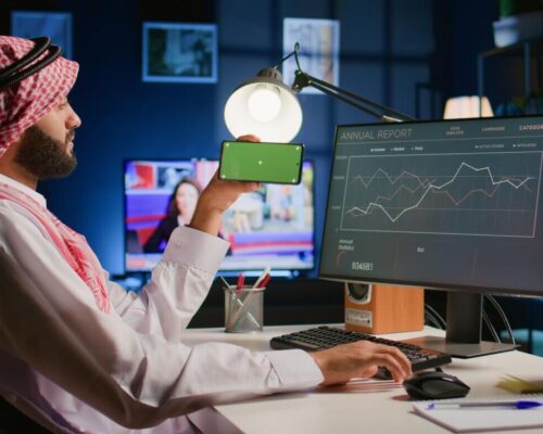 توصيات المحللين لسوق الأسهم السعودي: بوصلة المستثمر الذكي نحو قرارات رابحة